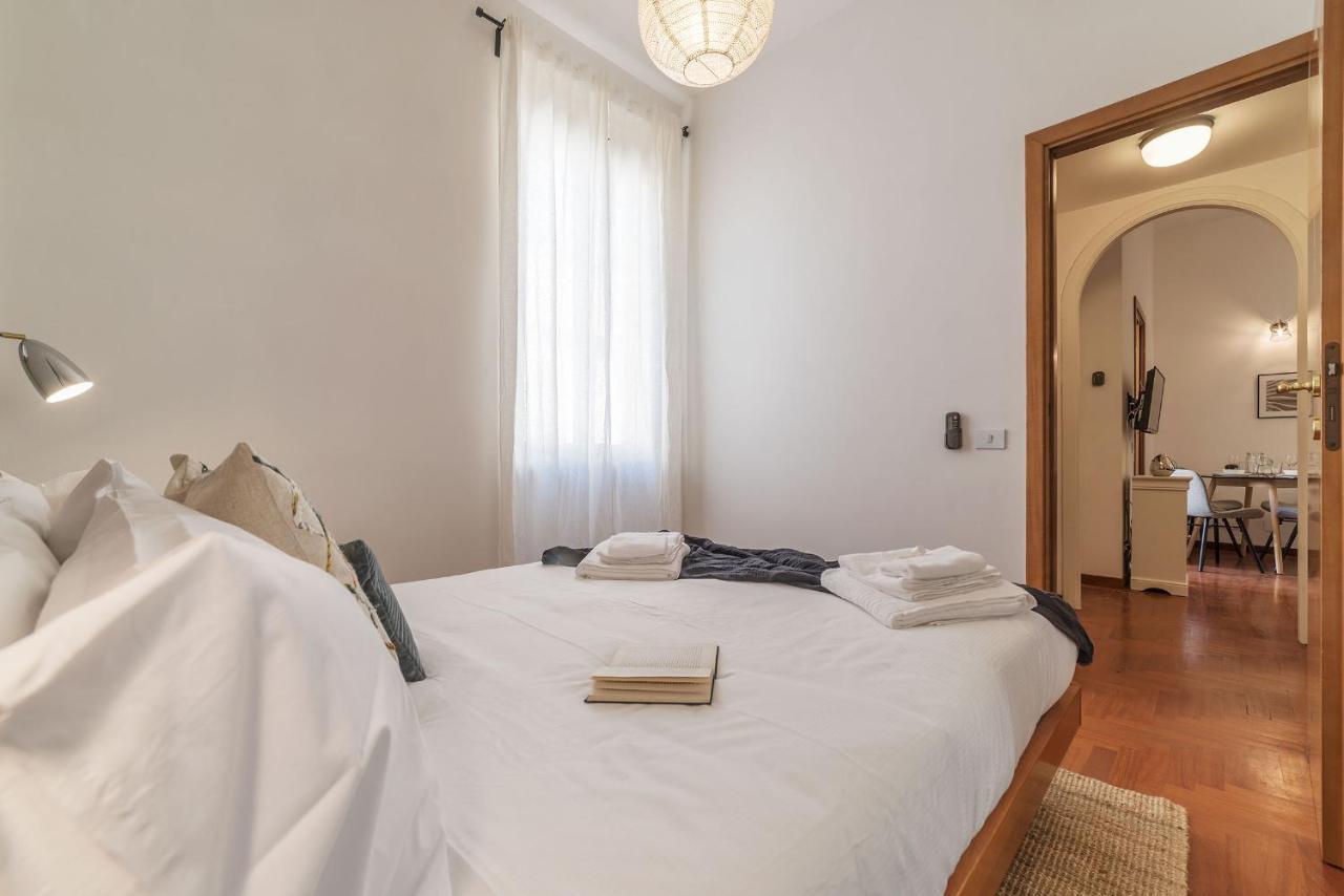 Lively Roma Trastevere Renovated Apartment - FromhometoRom Exteriör bild