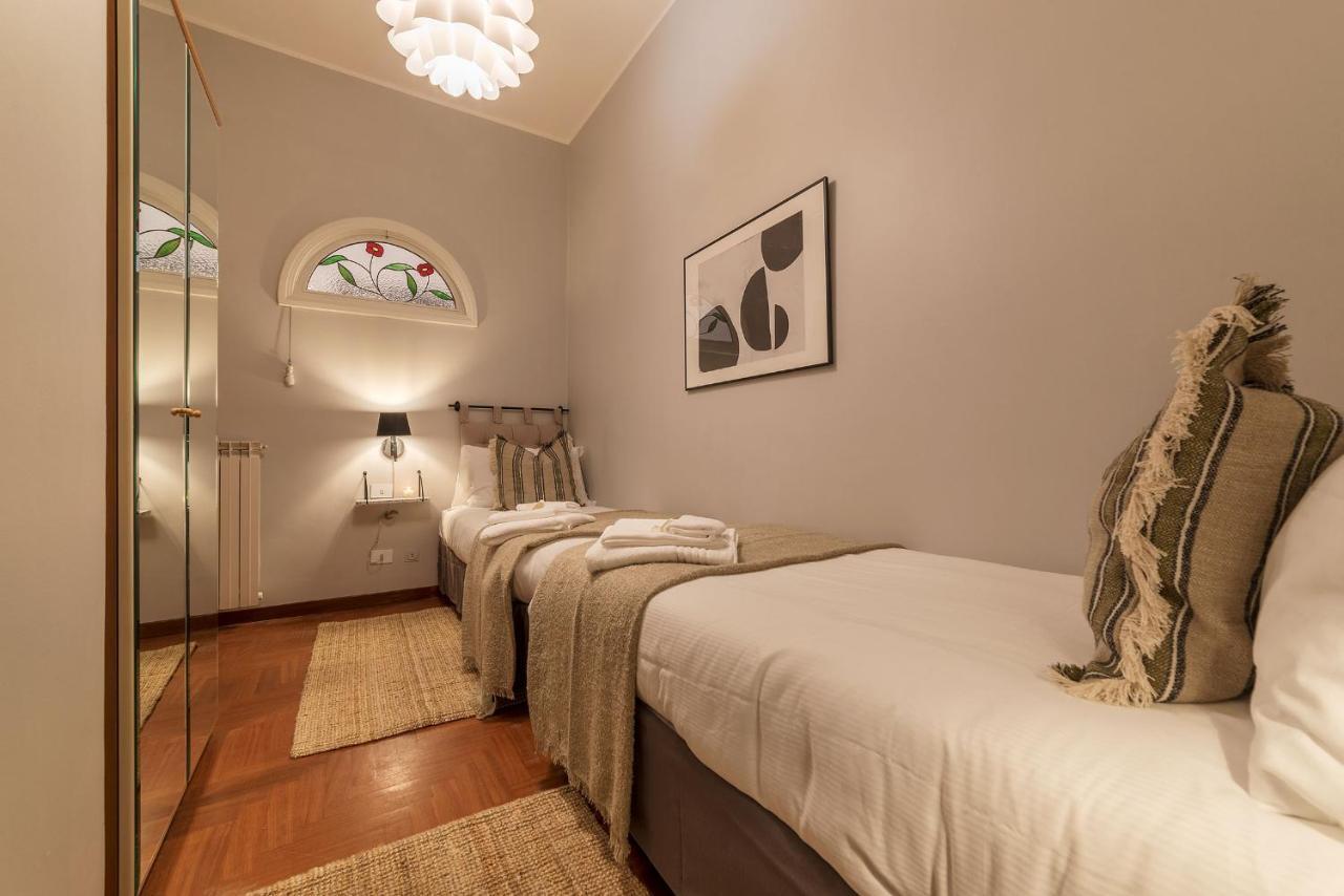 Lively Roma Trastevere Renovated Apartment - FromhometoRom Exteriör bild