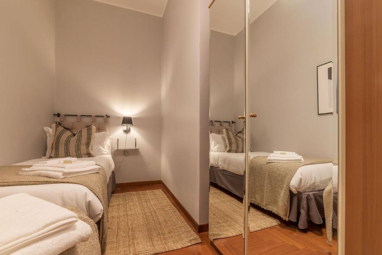 Lively Roma Trastevere Renovated Apartment - FromhometoRom Exteriör bild