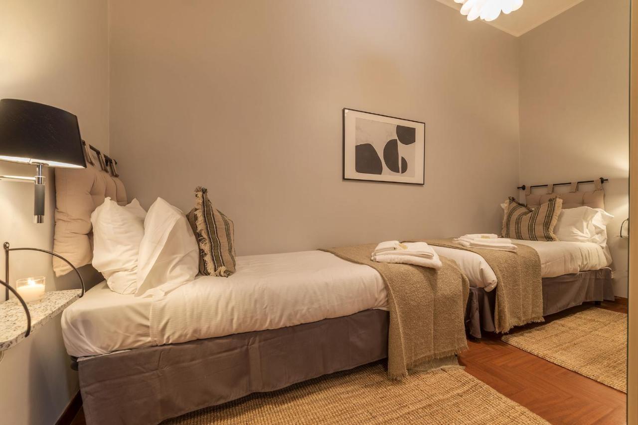 Lively Roma Trastevere Renovated Apartment - FromhometoRom Exteriör bild
